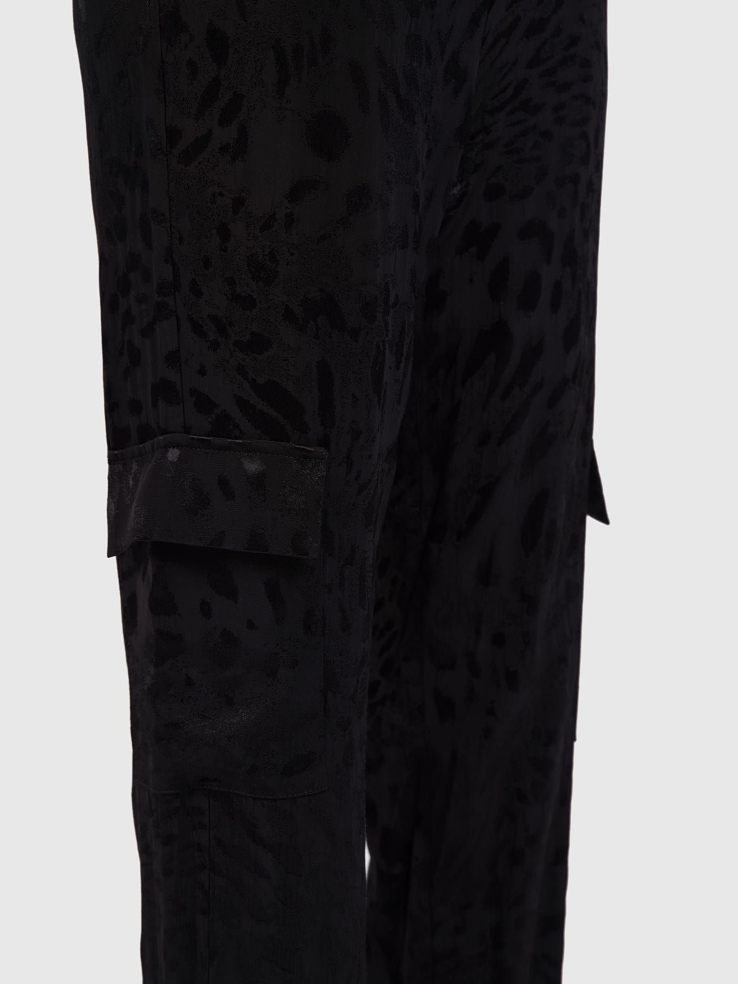 Desenli Siyah Lastikli Pantolon